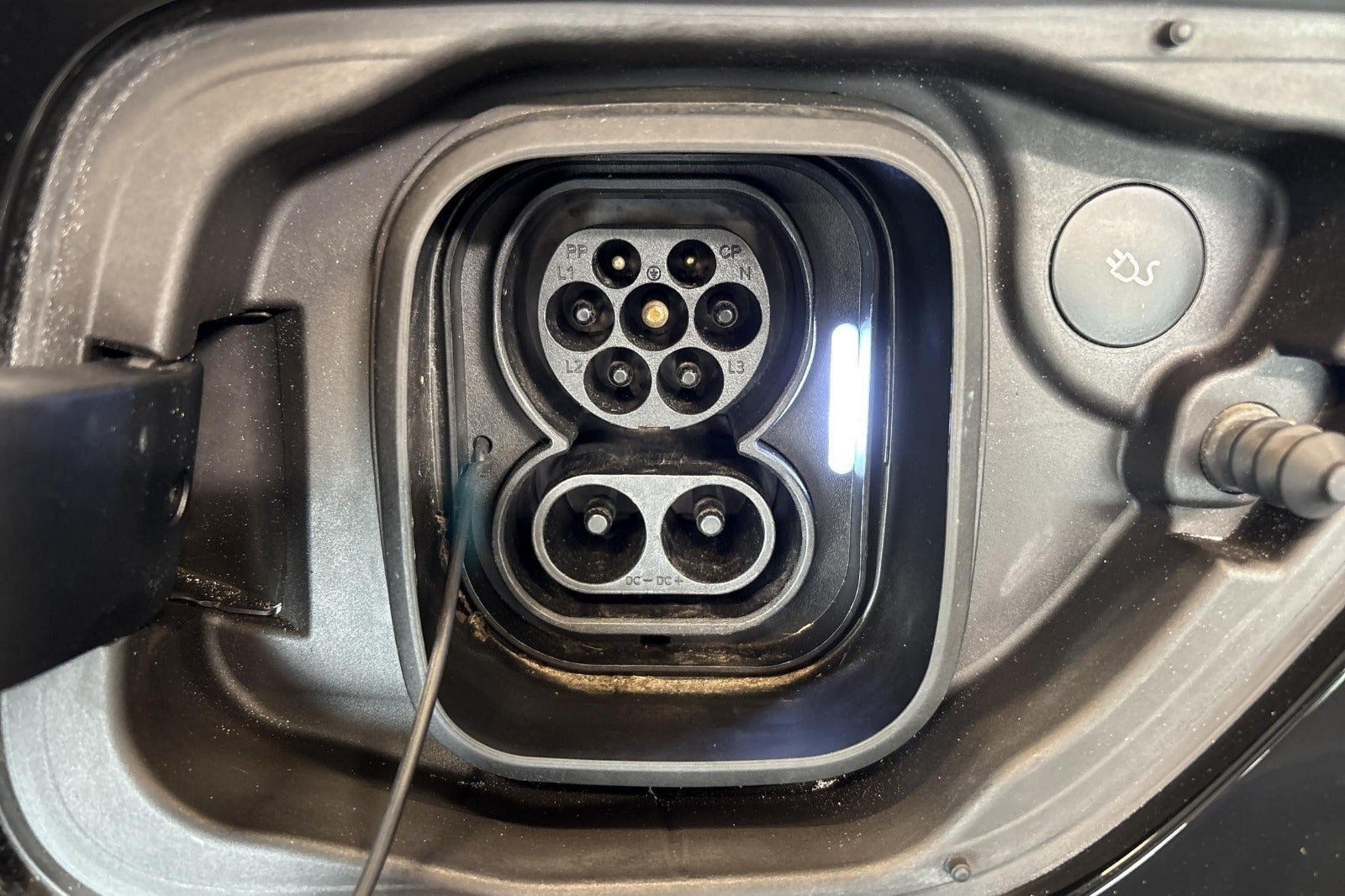 Sort Polestar 2 fra 2023