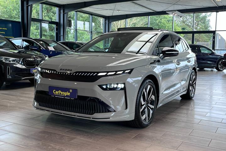Grå Skoda Enyaq fra 2026