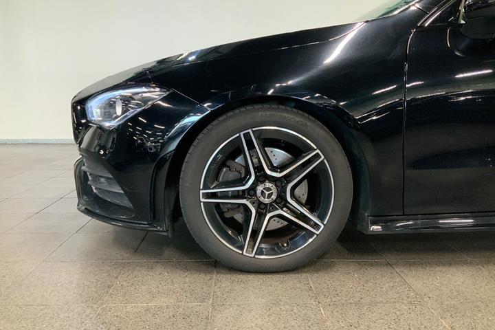 Sort Mercedes CLA200 d fra 2021