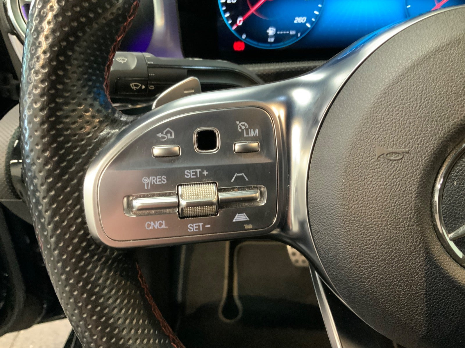 Sort Mercedes CLA200 d fra 2021