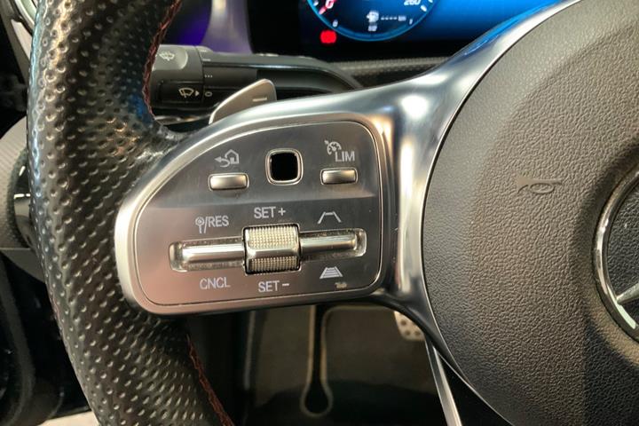 Sort Mercedes CLA200 d fra 2021