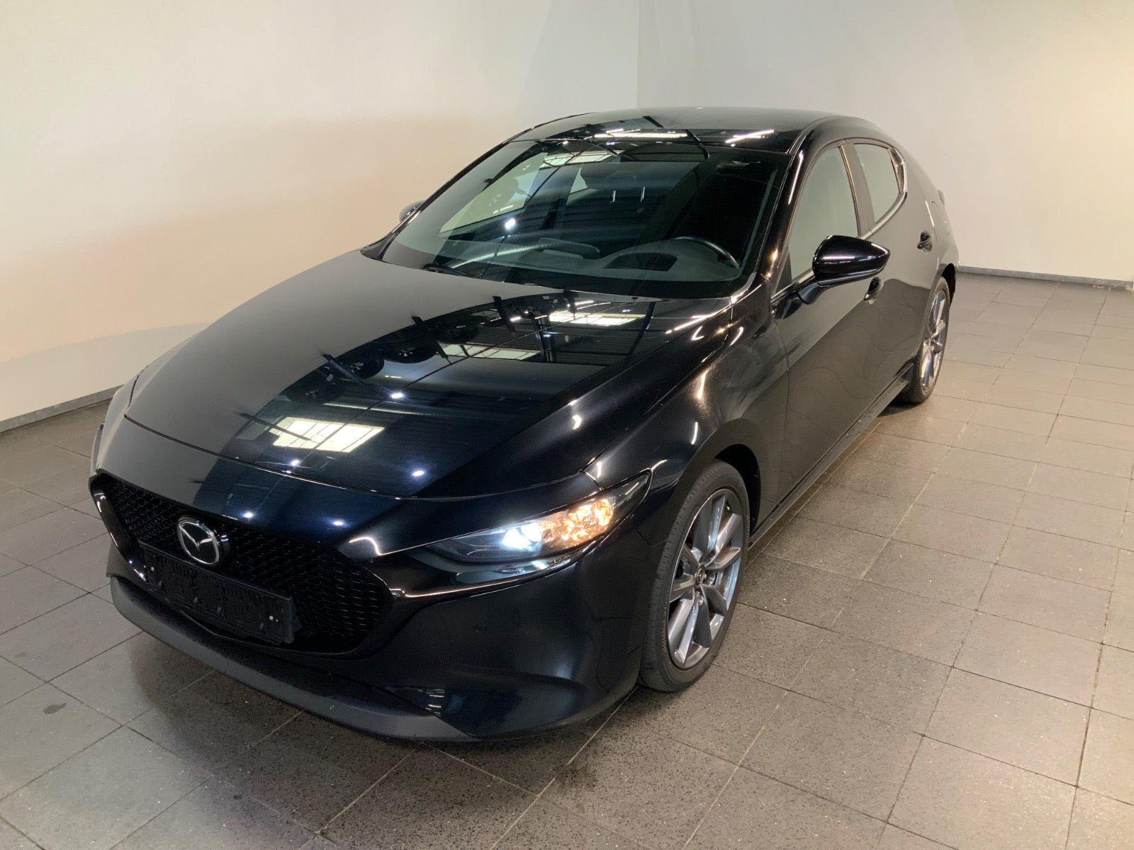 Mazda 3 2,0 e-SkyActiv-G 150 Sky aut.