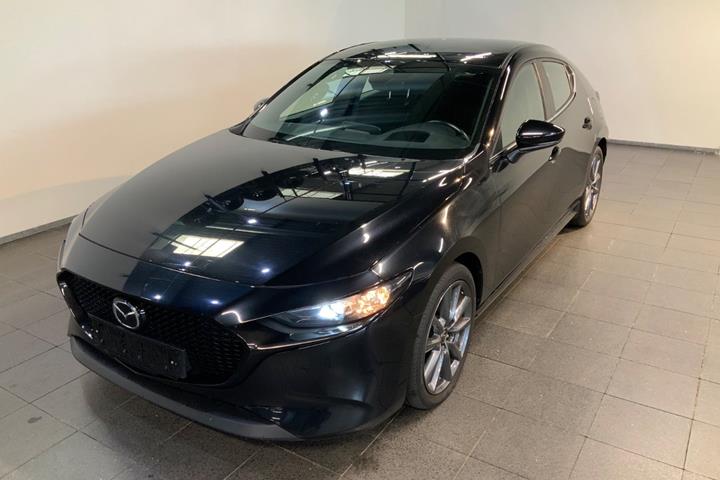 Sort Mazda 3 fra 2021 set udefra
