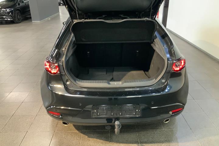 Sort Mazda 3 fra 2021