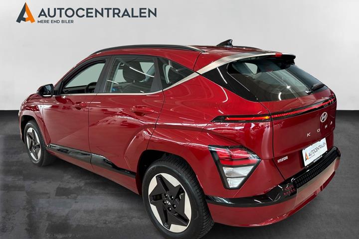 Rød Hyundai Kona fra 2024