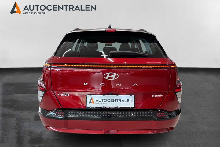 Rød Hyundai Kona fra 2024