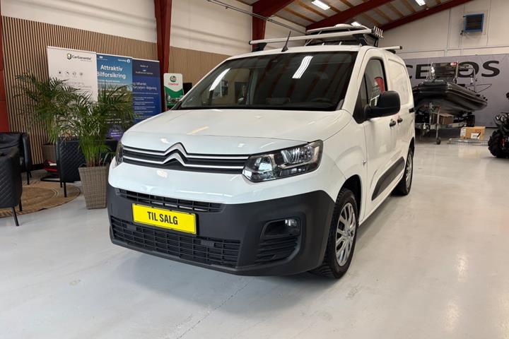 Hvid Citroën Berlingo fra 2021