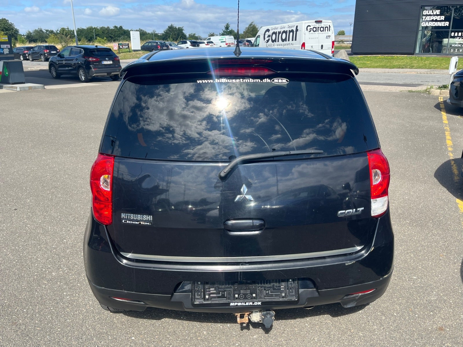 Sort Mitsubishi Colt fra 2010