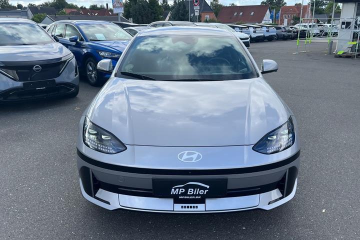 Sølv Hyundai Ioniq 6 fra 2023