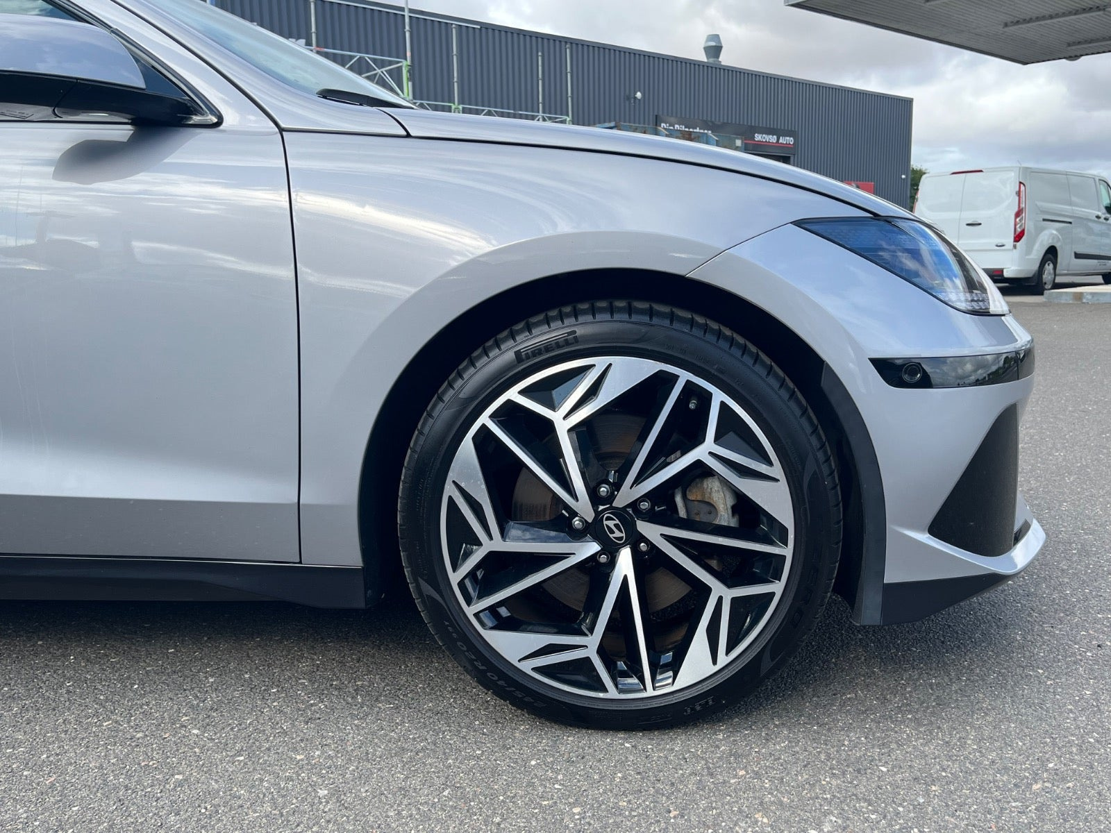Sølv Hyundai Ioniq 6 fra 2023