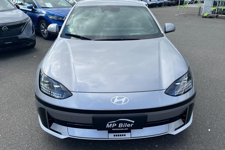 Sølv Hyundai Ioniq 6 fra 2023
