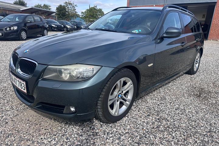 undefined BMW 320d fra 2008