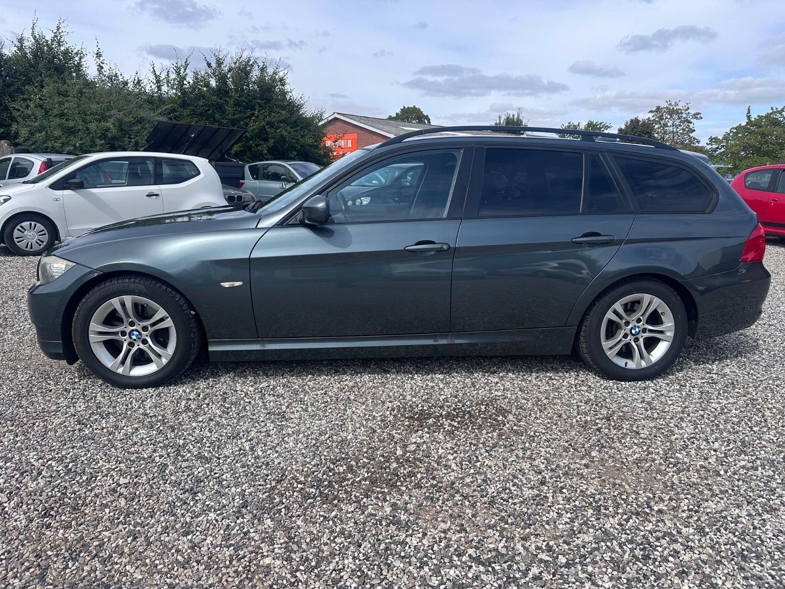 undefined BMW 320d fra 2008
