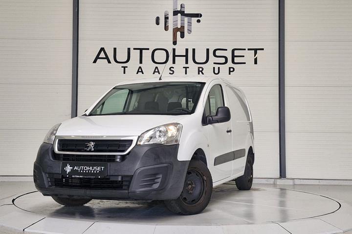 Hvid Peugeot Partner fra 2016