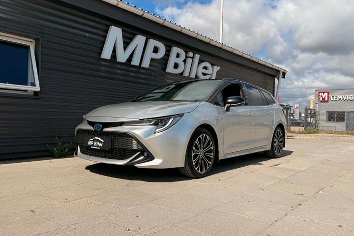Sølv Toyota Corolla fra 2019