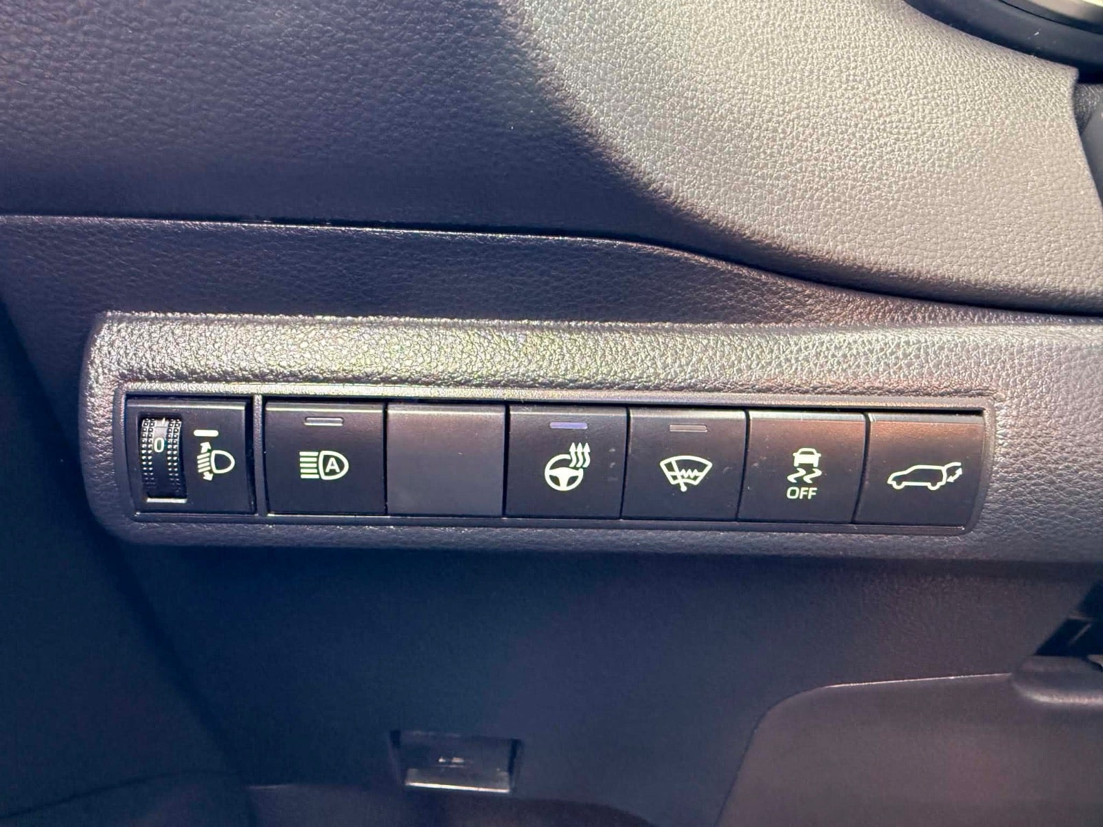 Sølv Toyota Corolla fra 2019