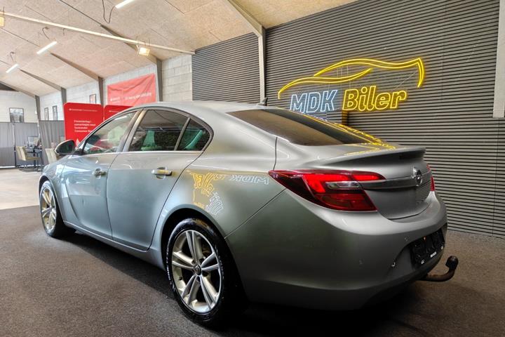 undefined Opel Insignia fra 2015