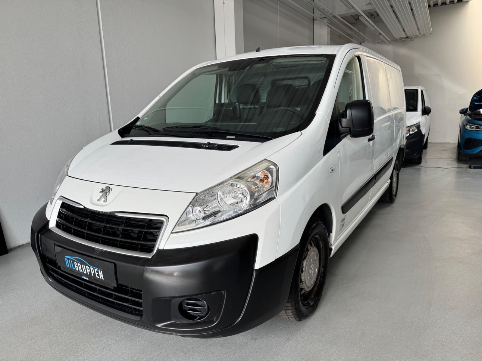 Peugeot Expert 2,0 HDi 163 L2H1 Van