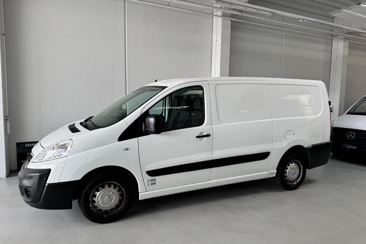 Hvid Peugeot Expert fra 2012
