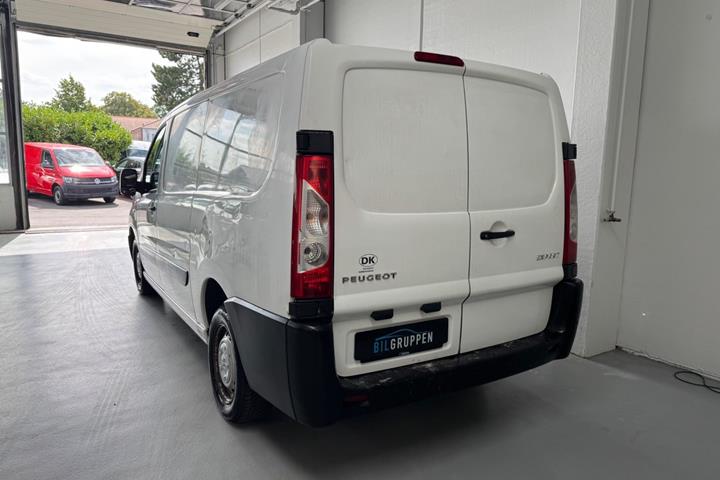 Hvid Peugeot Expert fra 2012