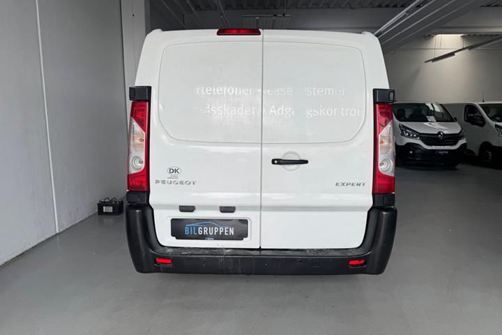 Hvid Peugeot Expert fra 2012