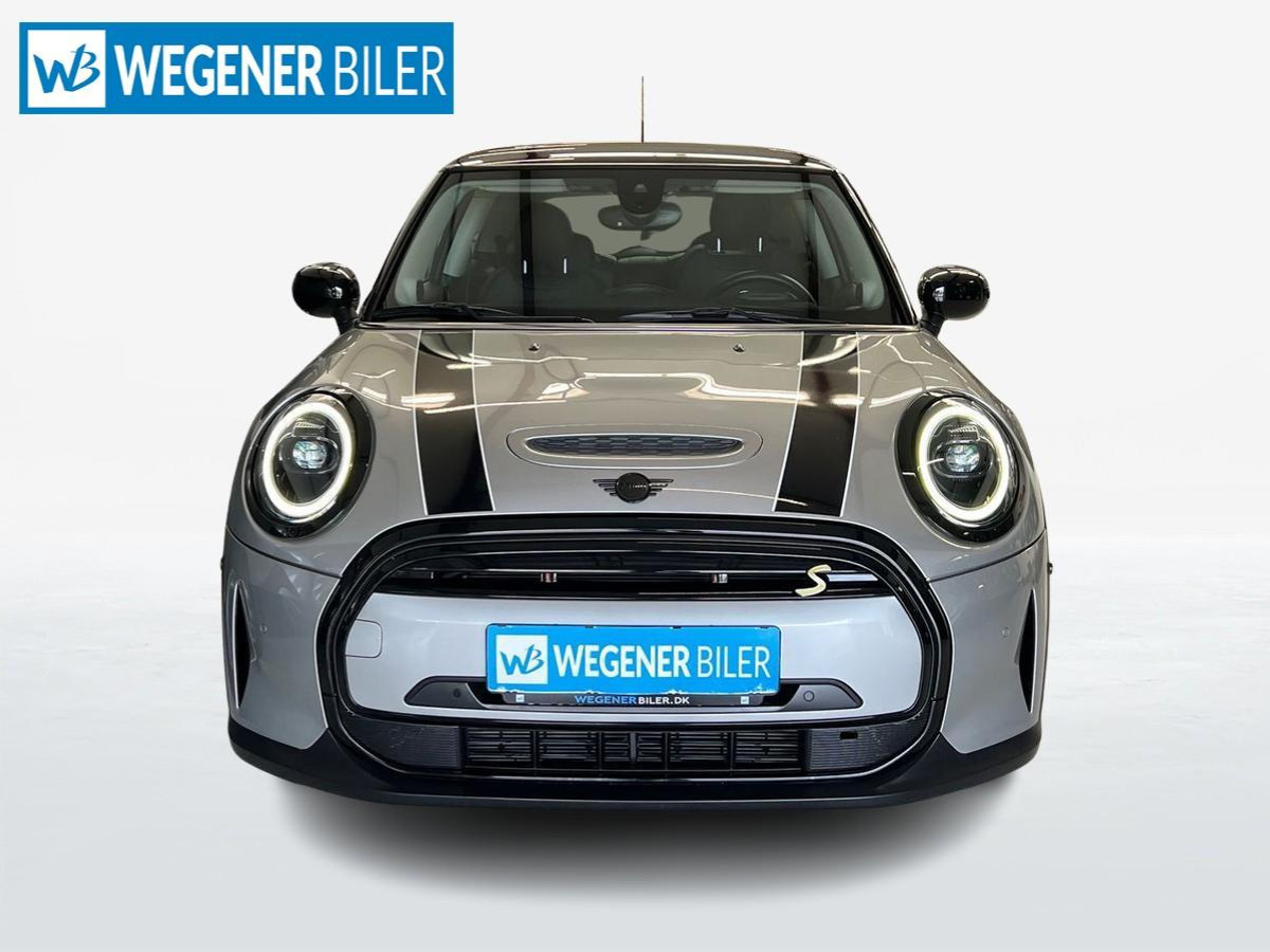 Sølv Mini Cooper SE fra 2023