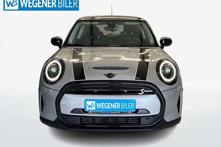 Sølv Mini Cooper SE fra 2023