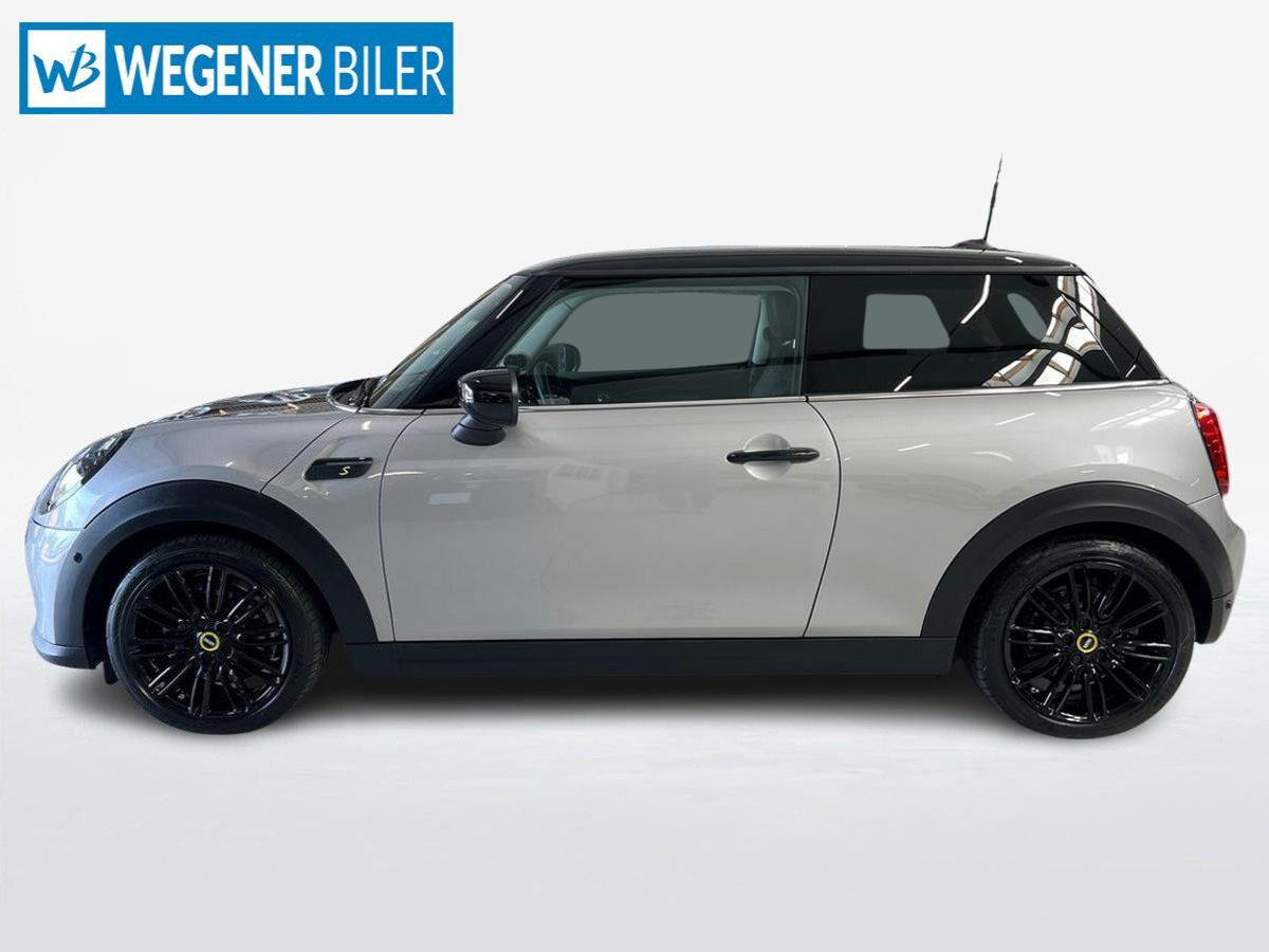 Sølv Mini Cooper SE fra 2023