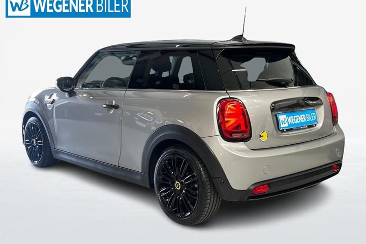 Sølv Mini Cooper SE fra 2023