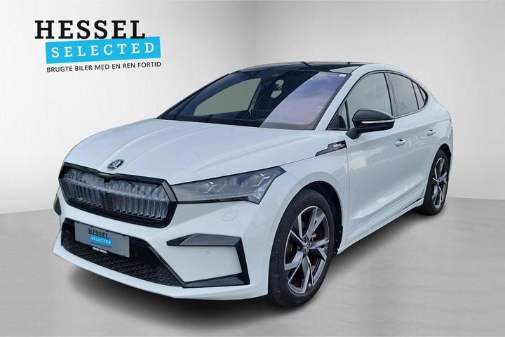Hvid Skoda Enyaq fra 2023