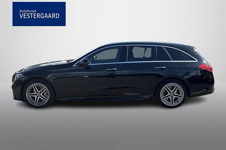 Sort Mercedes C300 e fra 2022