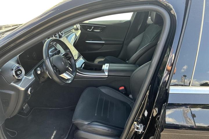 Sort Mercedes C300 e fra 2022