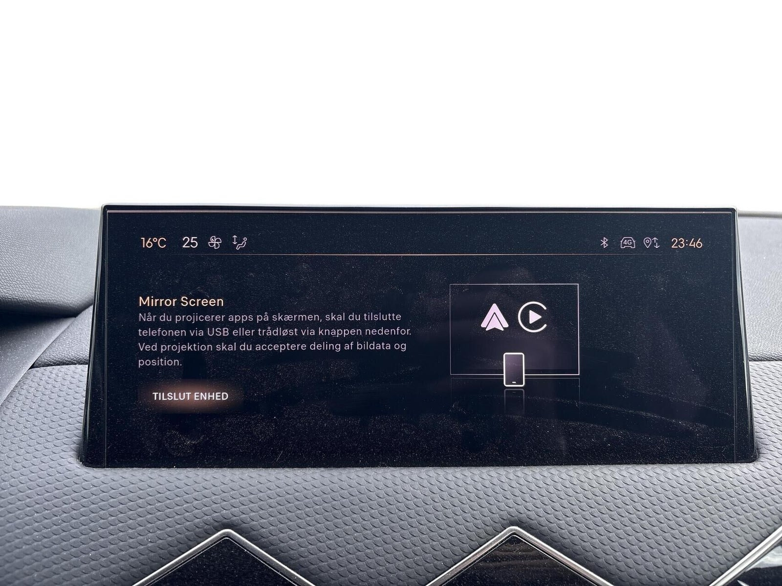 Grå DS DS 3 CrossBack fra 2023