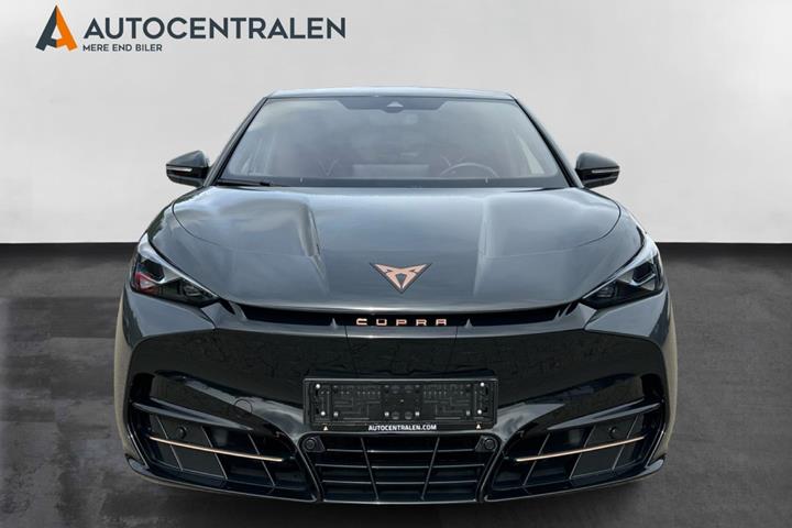 Grå Cupra Tavascan fra 2024
