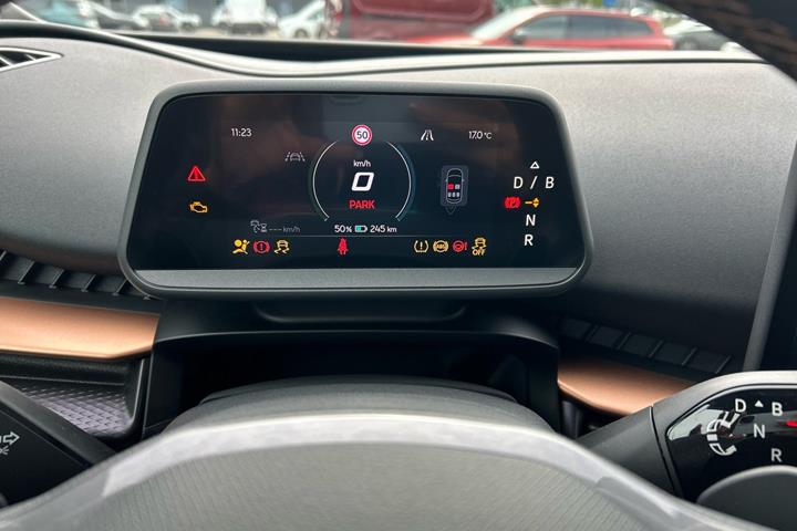 Grå Cupra Tavascan fra 2024