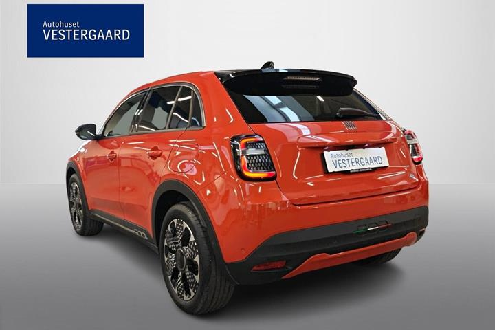 Orange Fiat 600e fra 2025