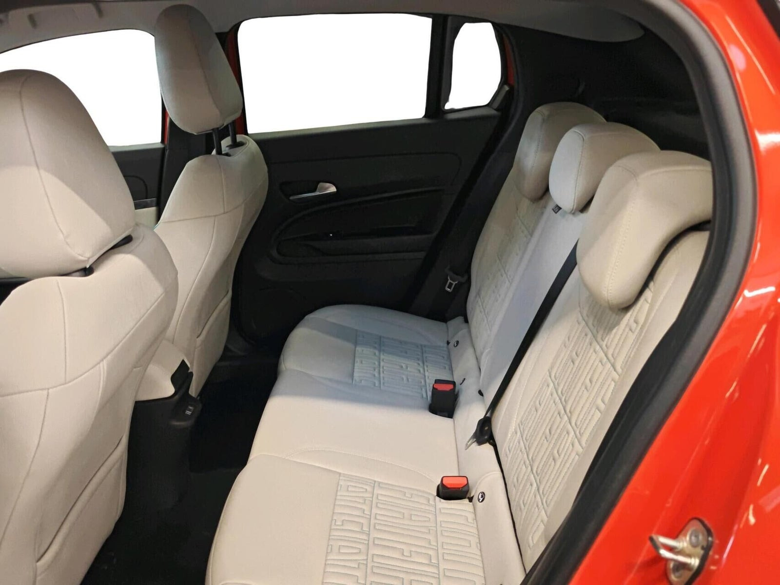 Orange Fiat 600e fra 2025