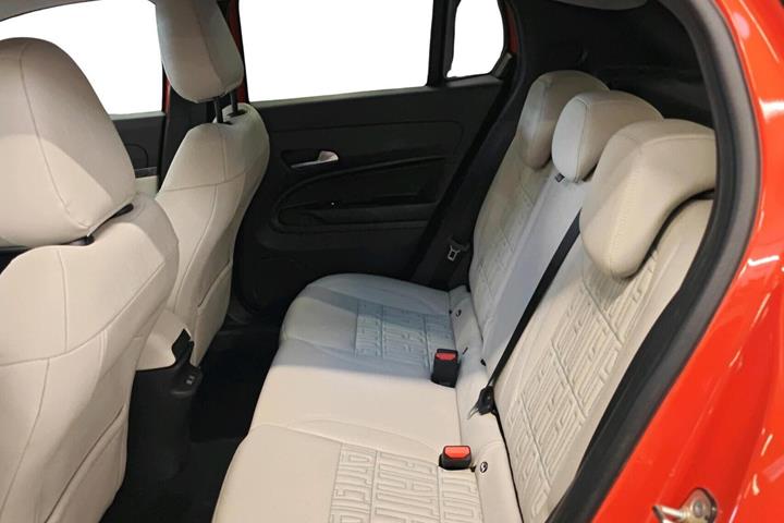 Orange Fiat 600e fra 2025