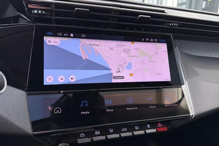 Sort Peugeot E-308 fra 2024