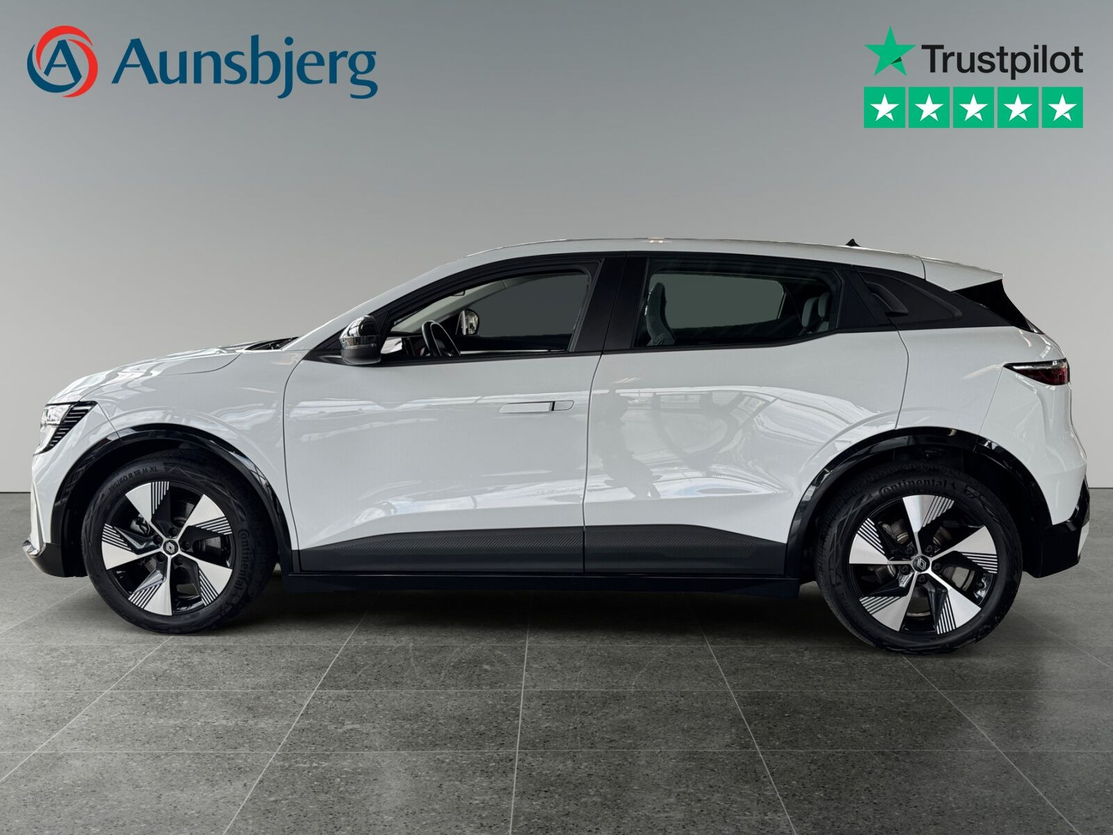 Hvid Renault Megane E-Tech fra 2022