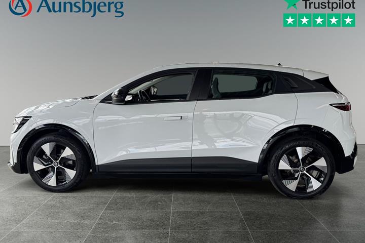 Hvid Renault Megane E-Tech fra 2022
