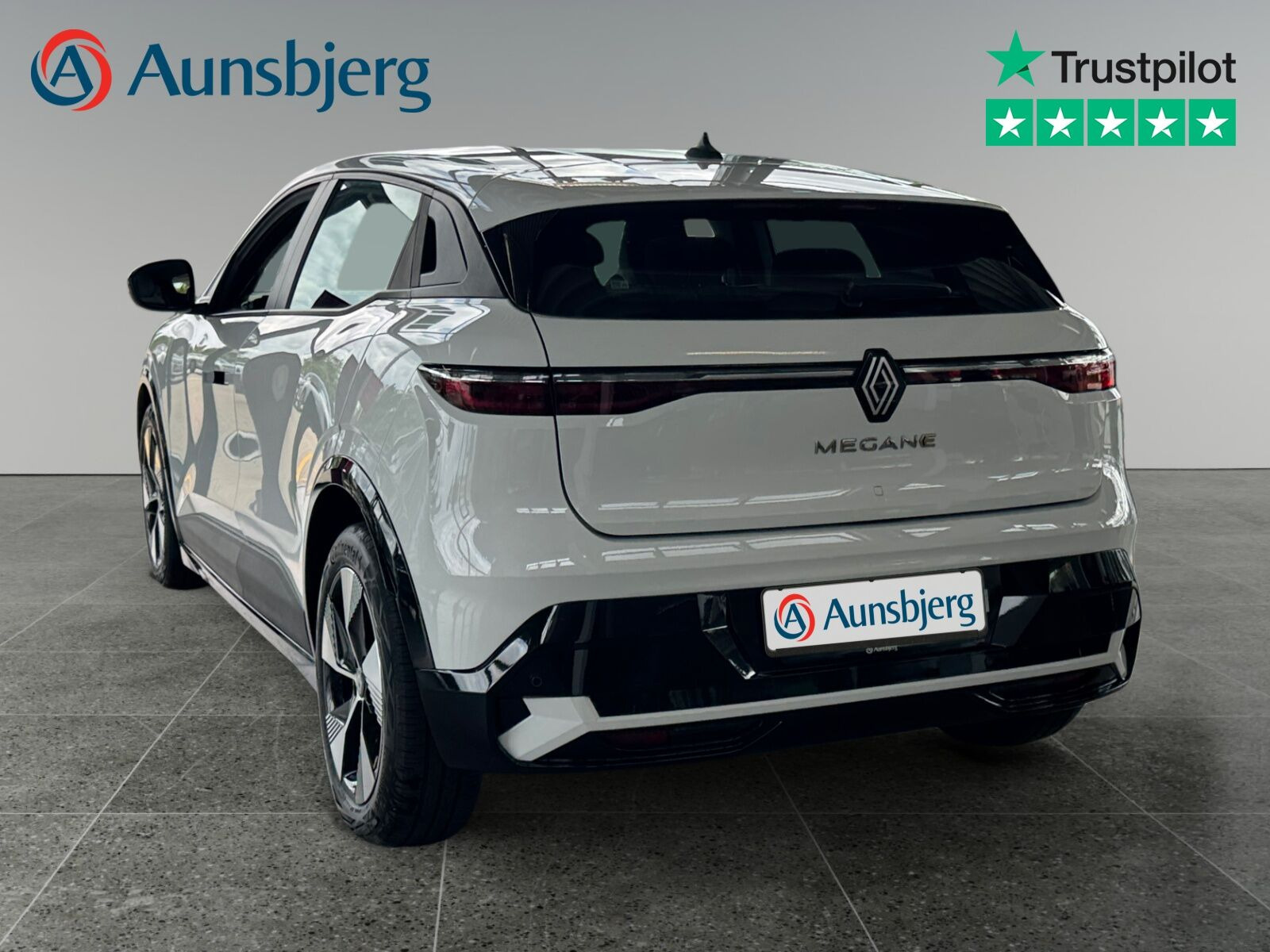 Hvid Renault Megane E-Tech fra 2022