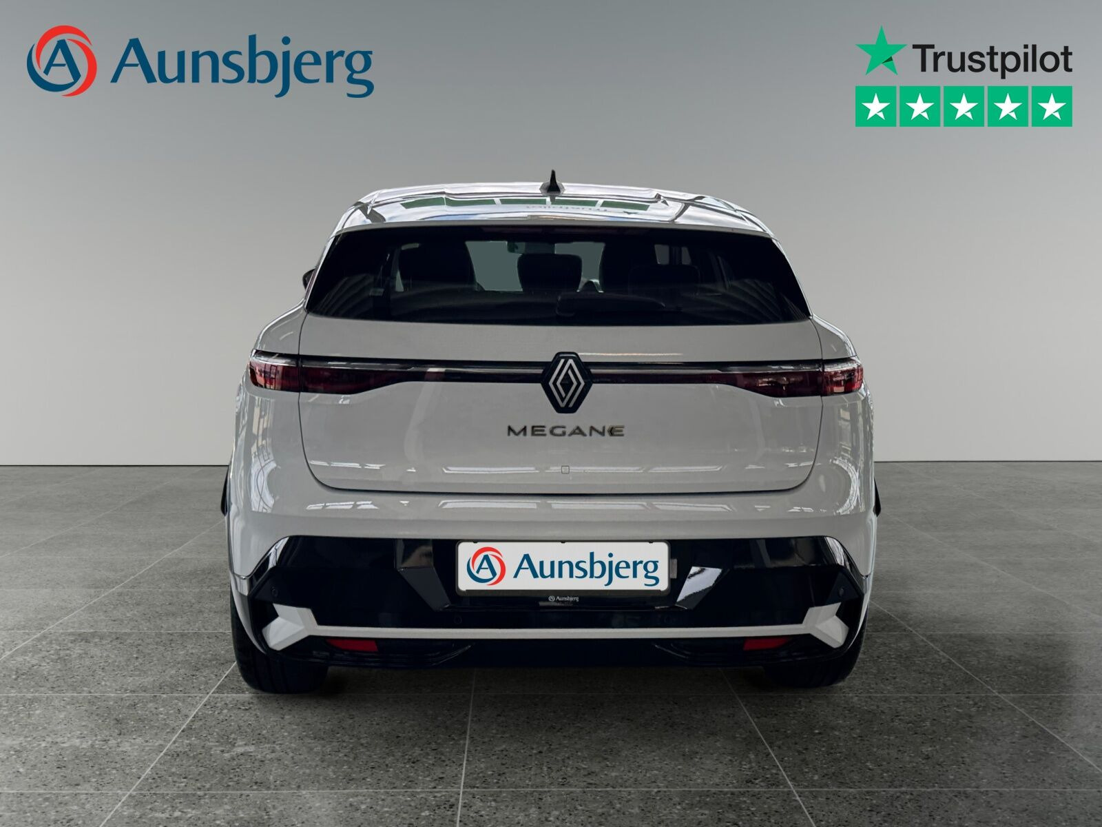 Hvid Renault Megane E-Tech fra 2022