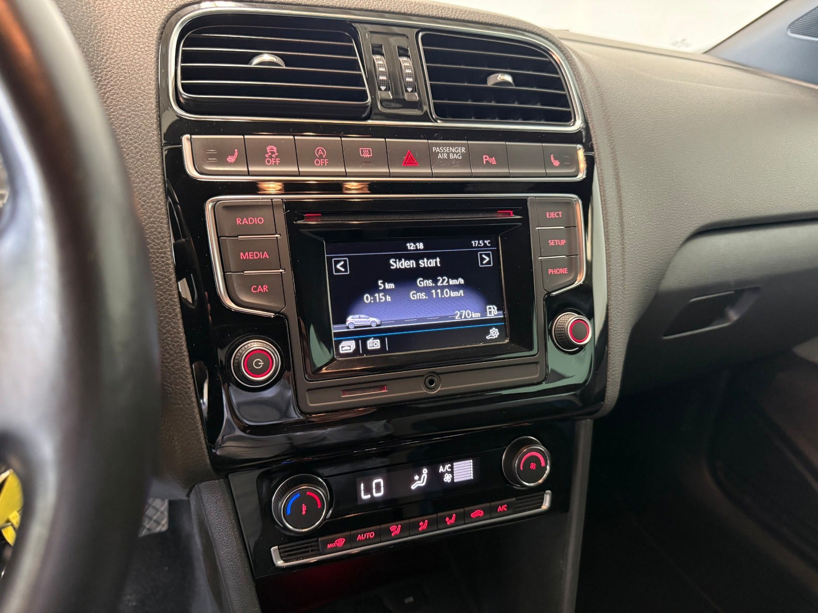 Sort VW Polo fra 2017