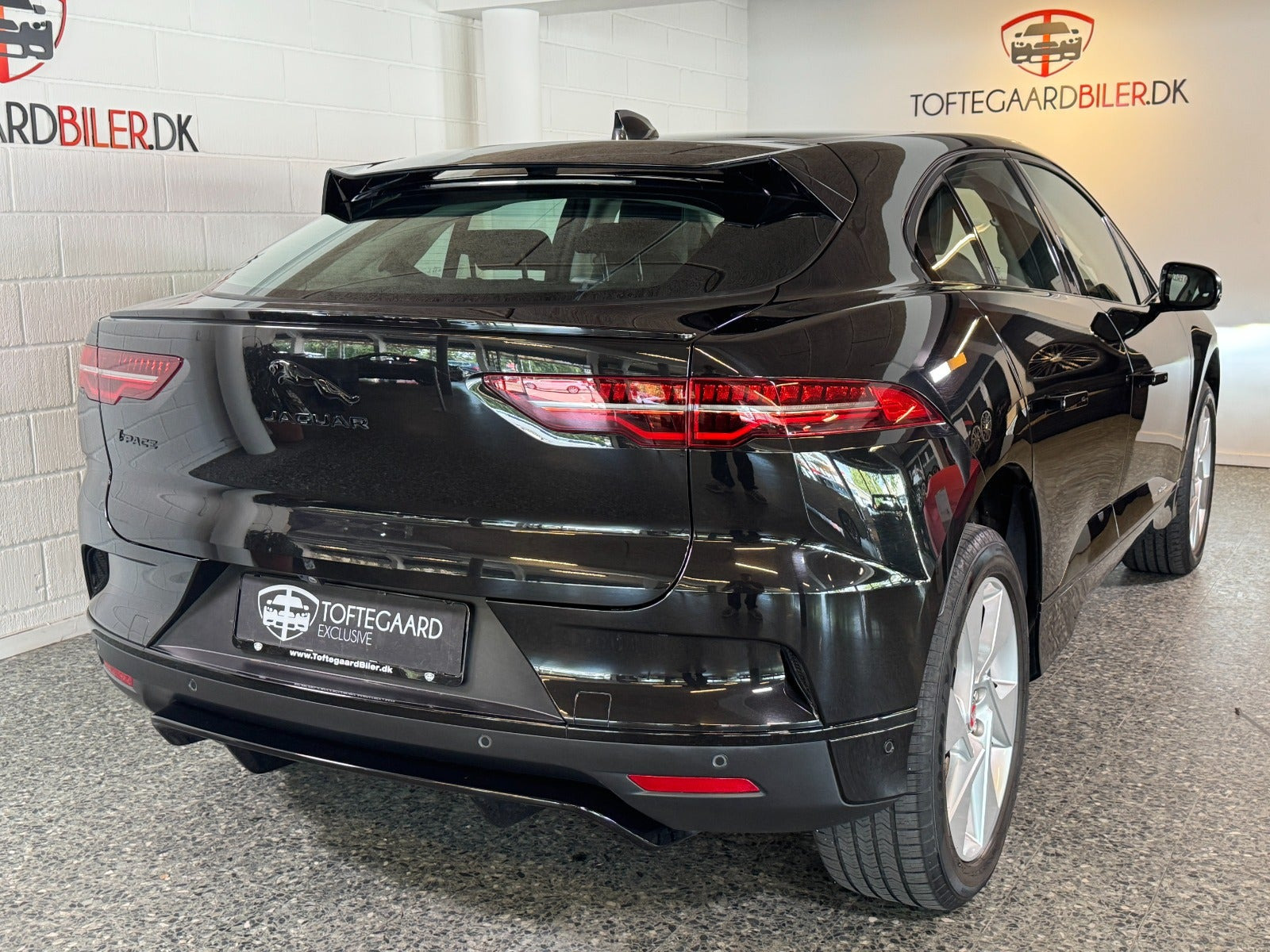Sort Jaguar I-Pace fra 2020