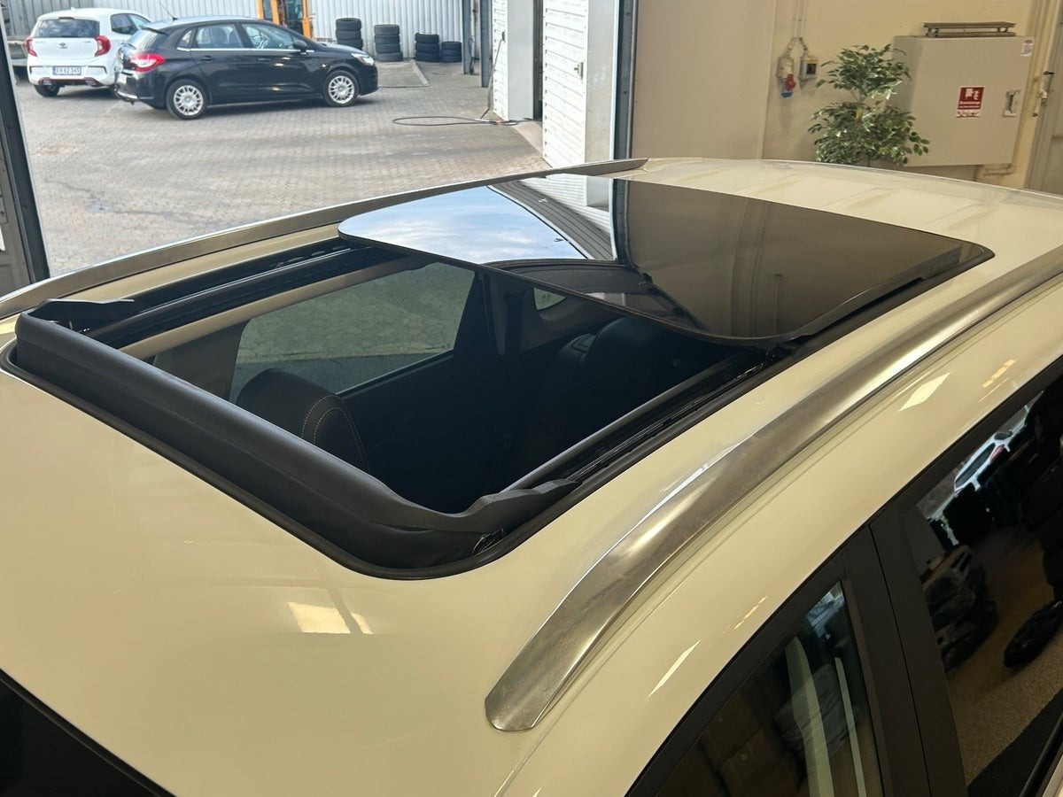 Hvid Maxus Euniq6 fra 2024