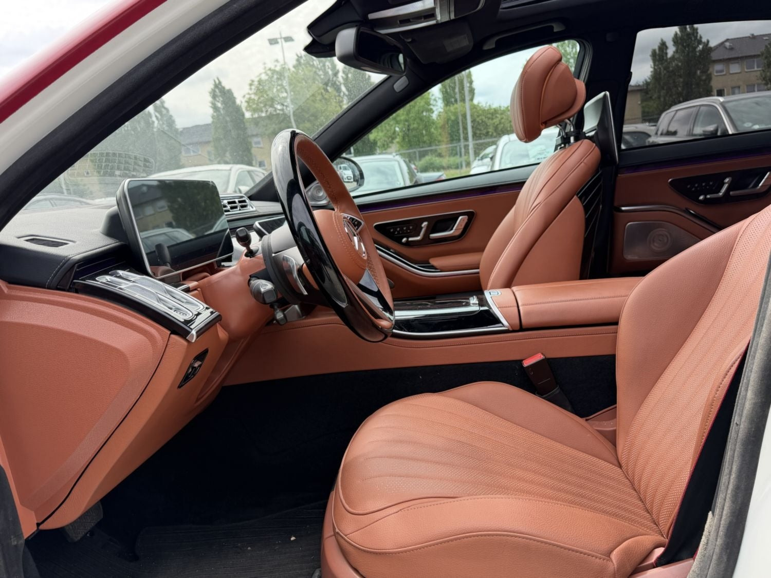 Hvid Mercedes S320 fra 2008