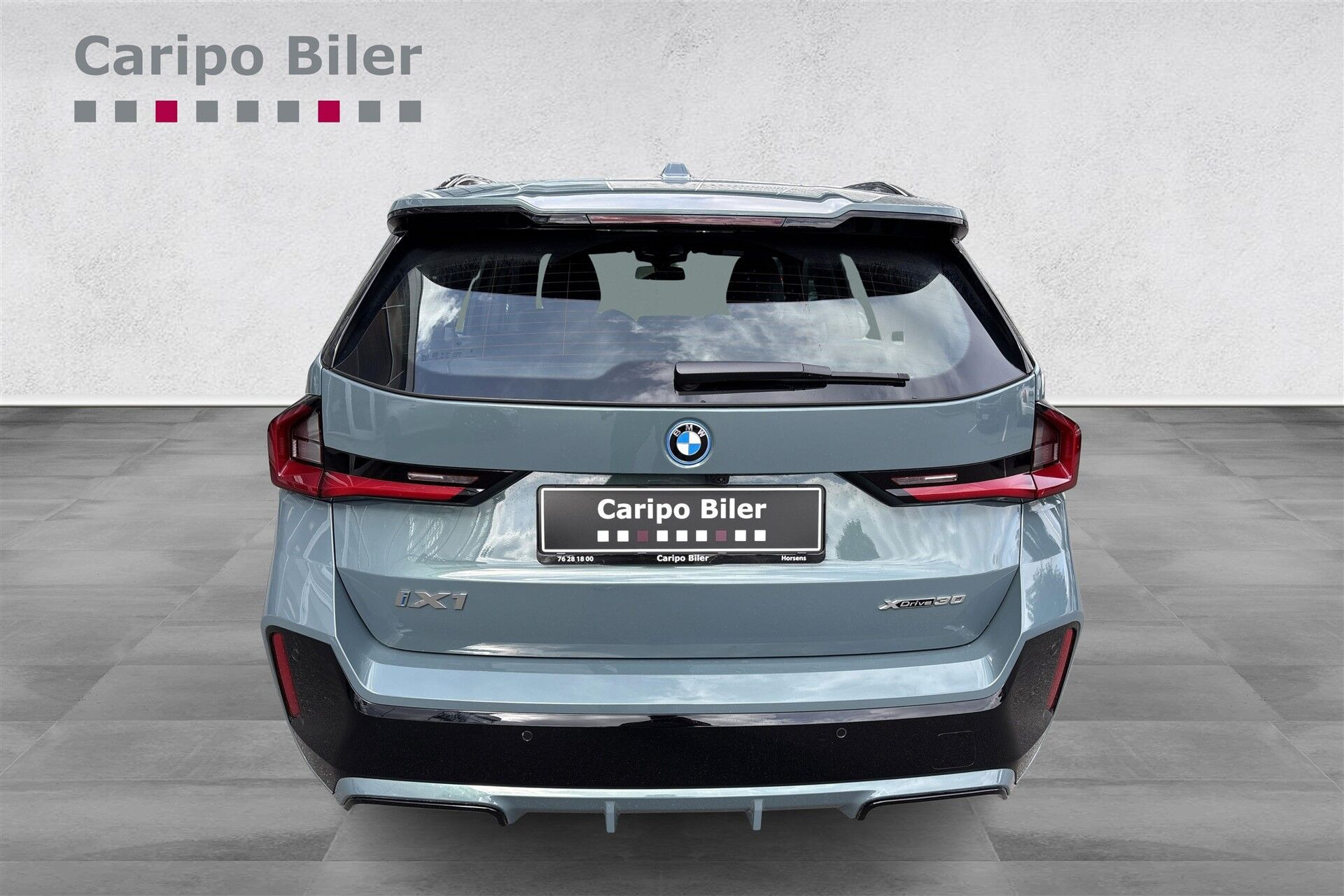 Grøn BMW iX1 fra 2025