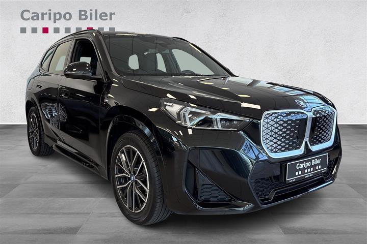 Sort BMW iX1 fra 2025
