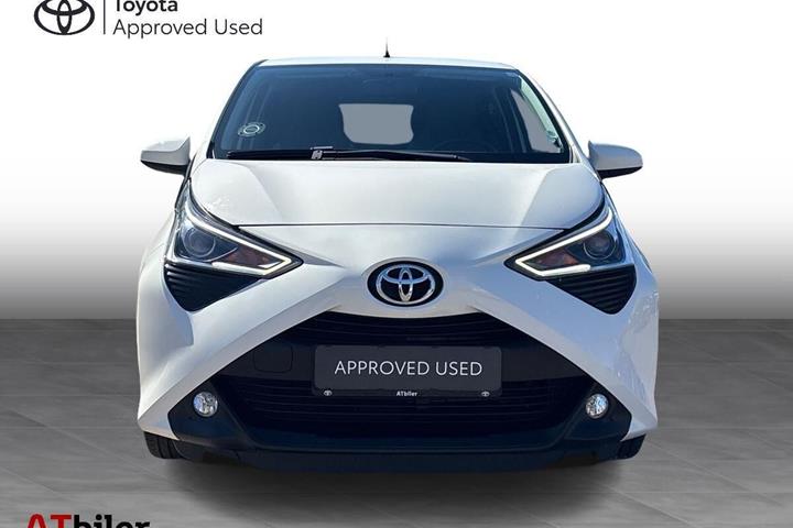 Hvid Toyota Aygo fra 2021